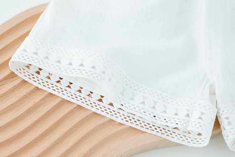 Embroidered collar top and white shorts set