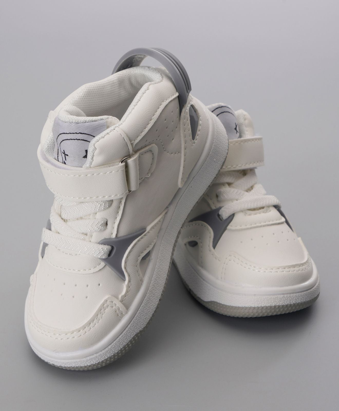 Babyoye Casual Shoes – White