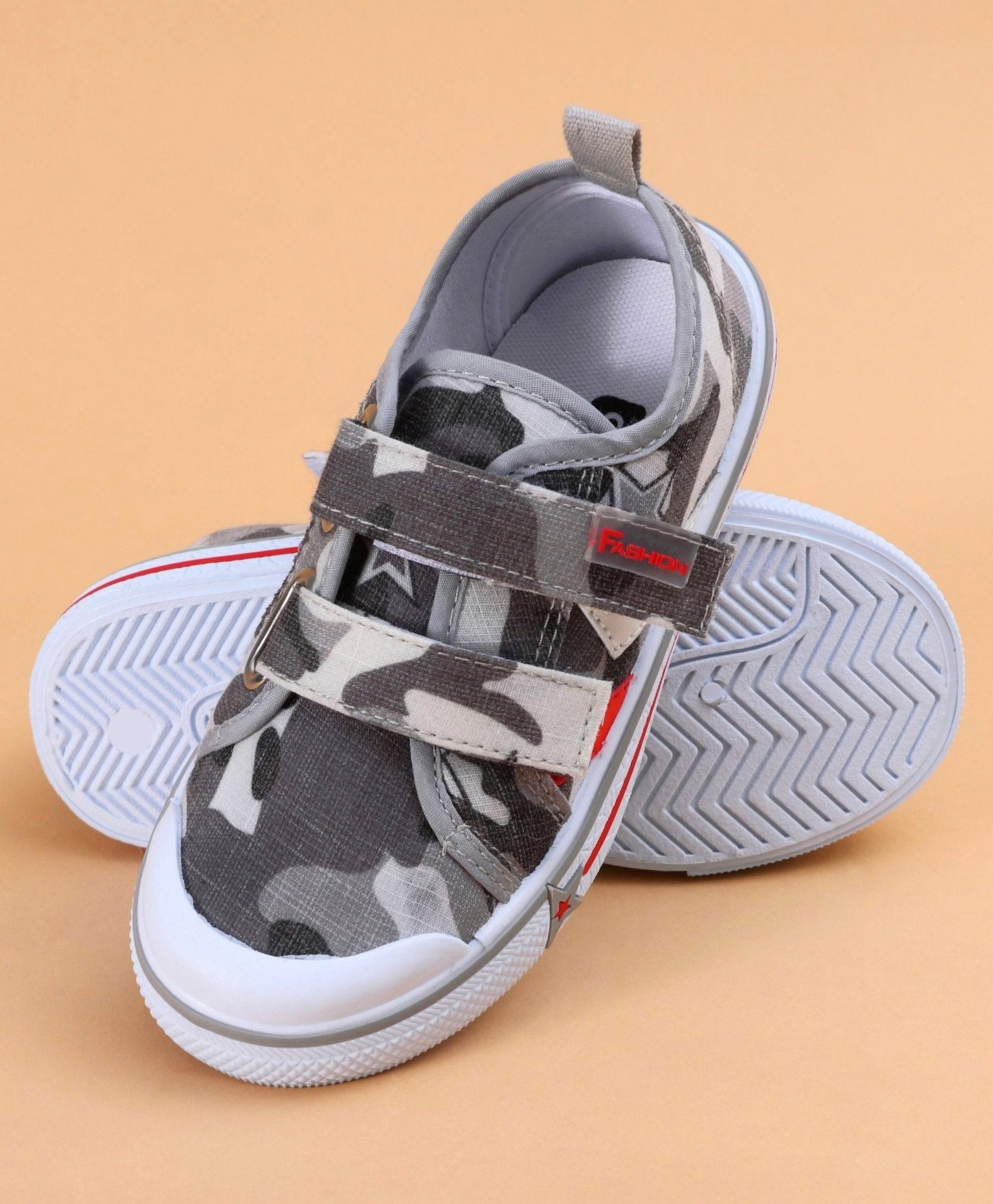 Cute Walk by Babyhug Casual Shoes Camo Print – Grey