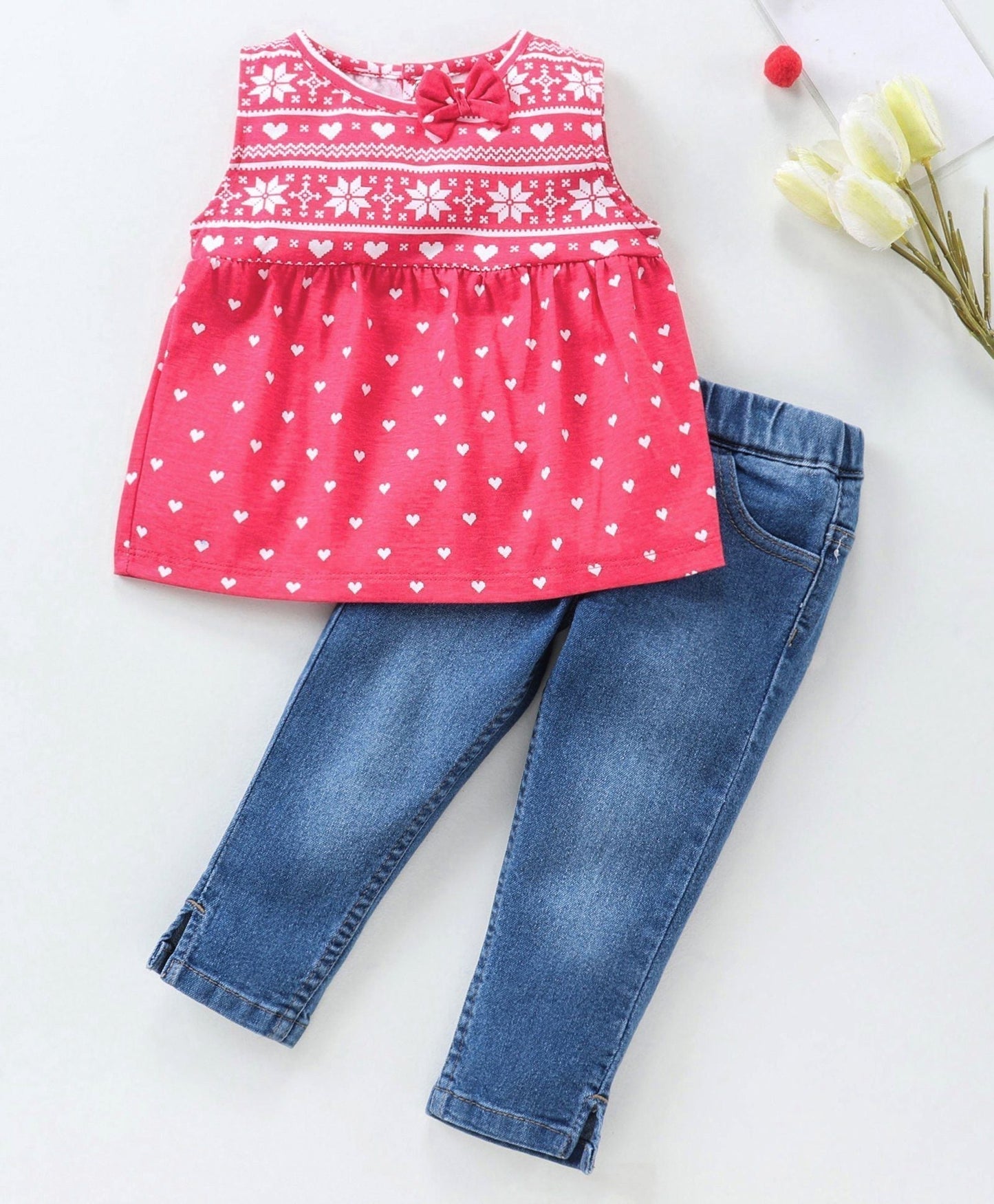 Sleeveless Floral Top & Jeans – Pink