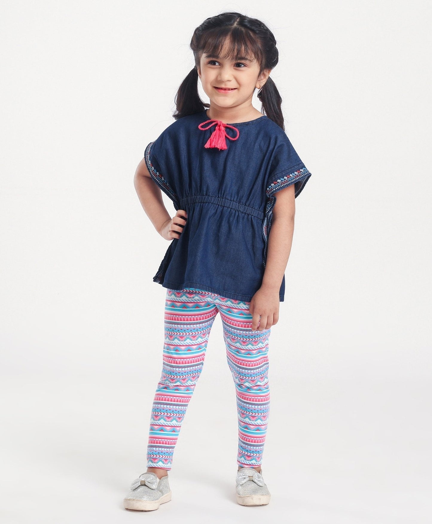 Sleeveless Top and Leggings Set – Multicolor