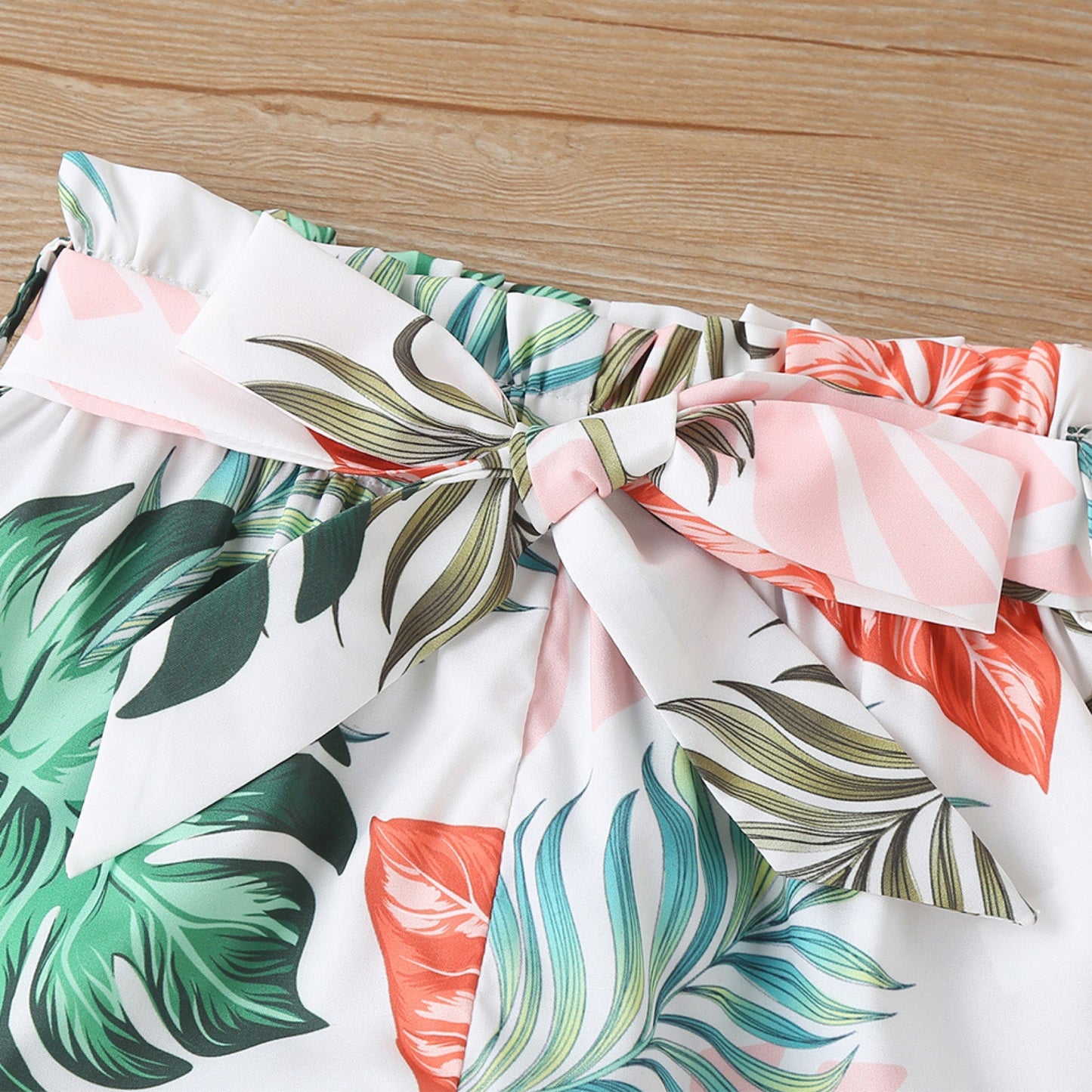 Textured crop top and floral shorts set