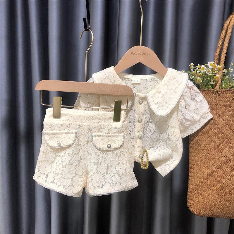 Embroidered set