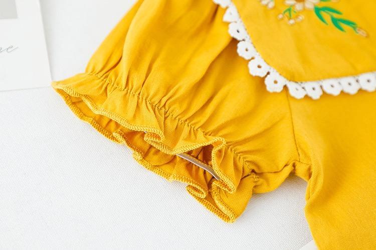 Embroidered collar top and white shorts set