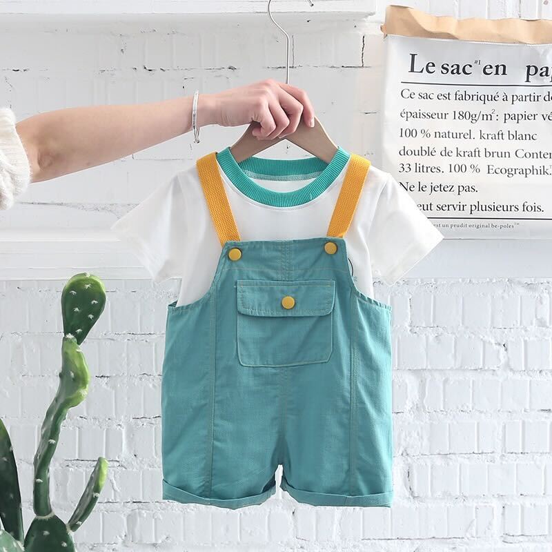 Solid Dungaree and T-shirt Set
