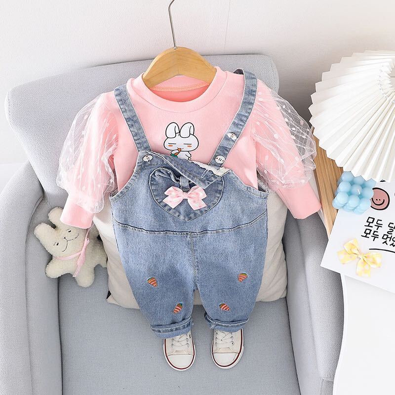 Carrot printed dungaree set