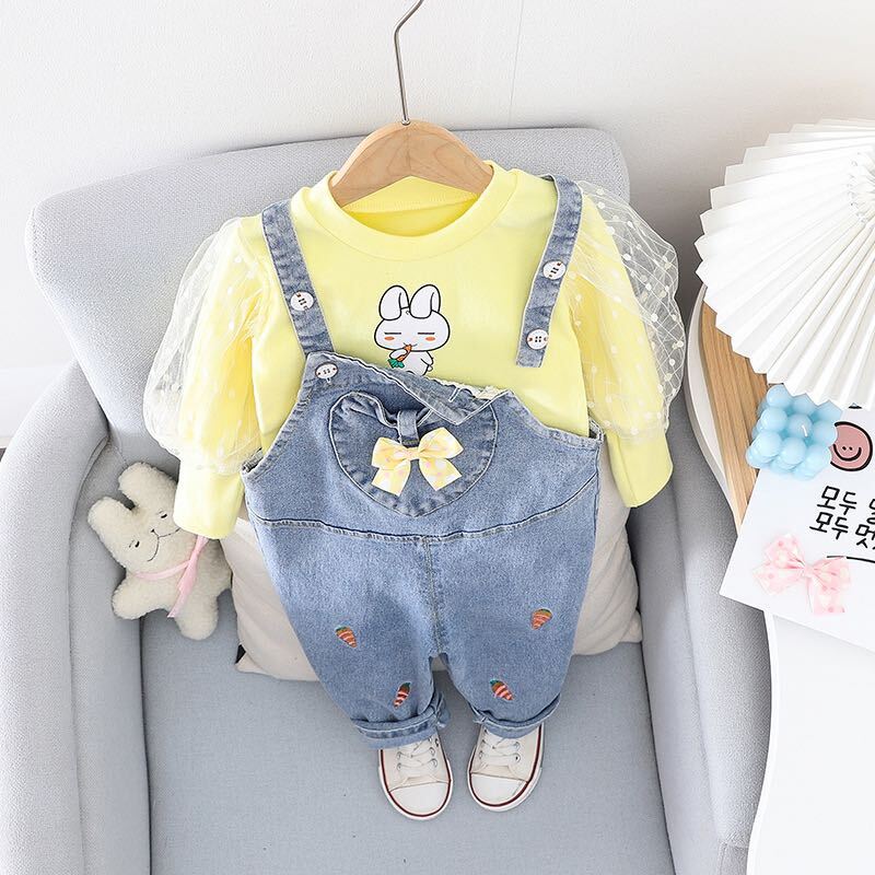 Carrot printed dungaree set