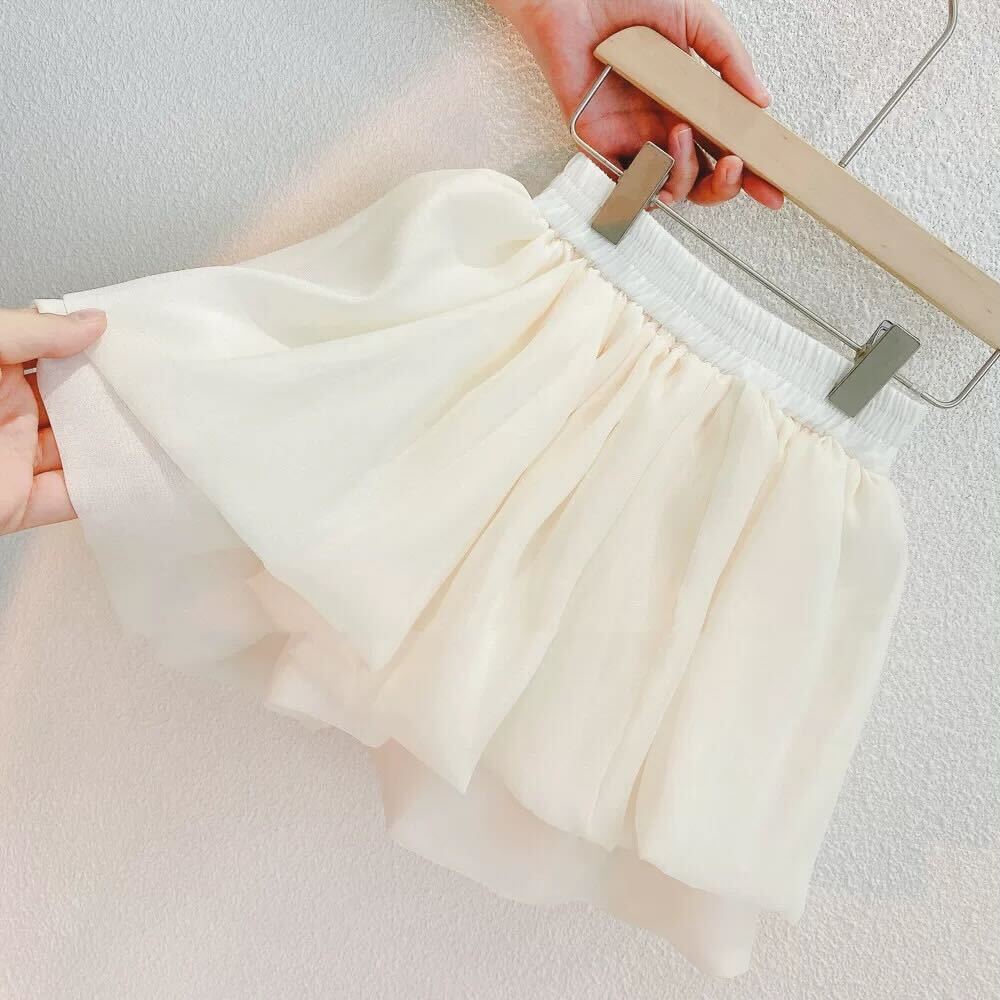 Flower sleeveless top and skirt set