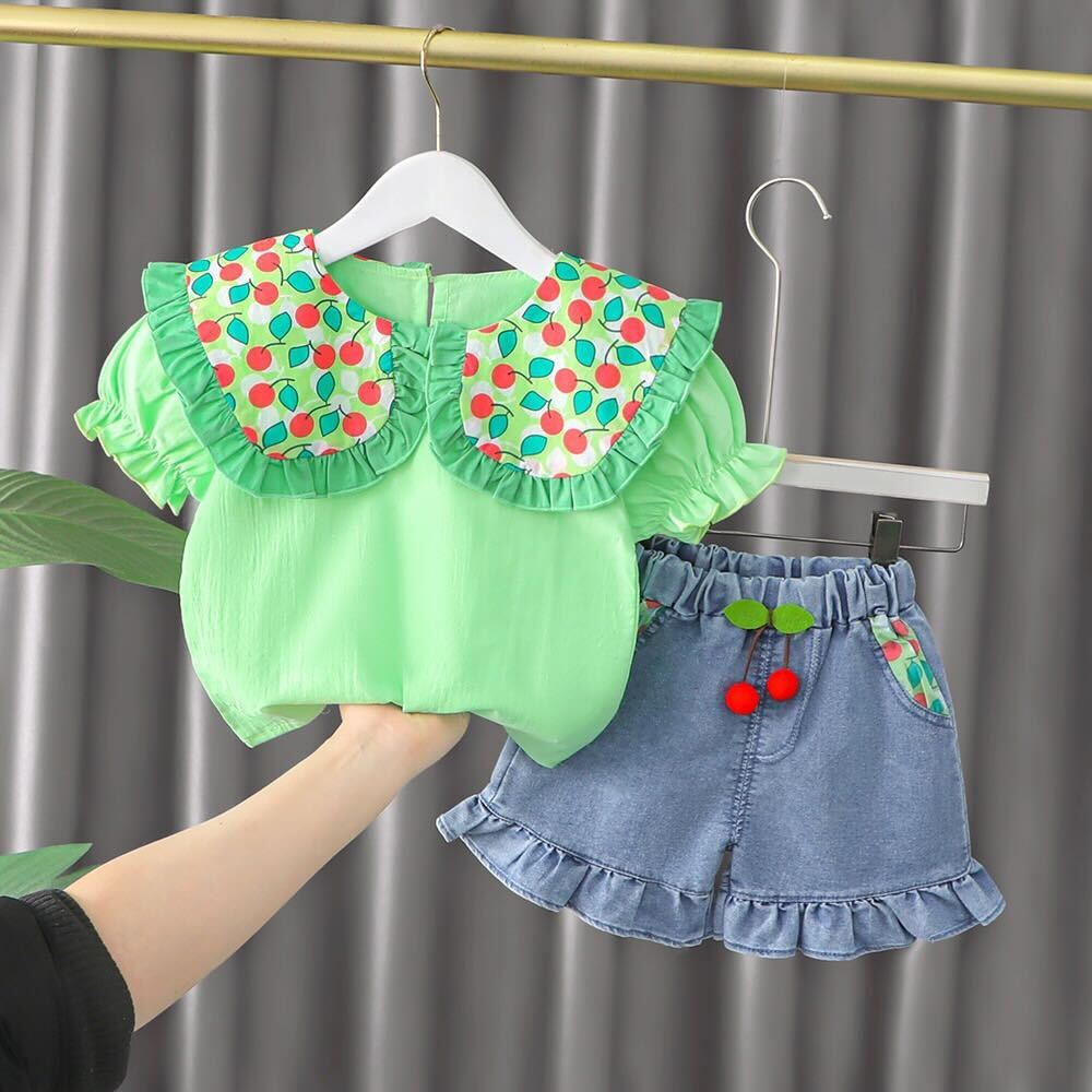 Berry made Collar Set