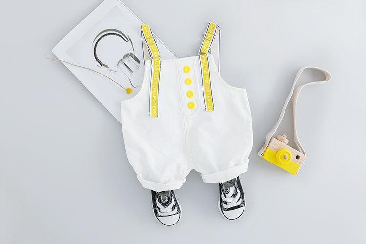 Printed Strap Dungaree And Tshirt Set